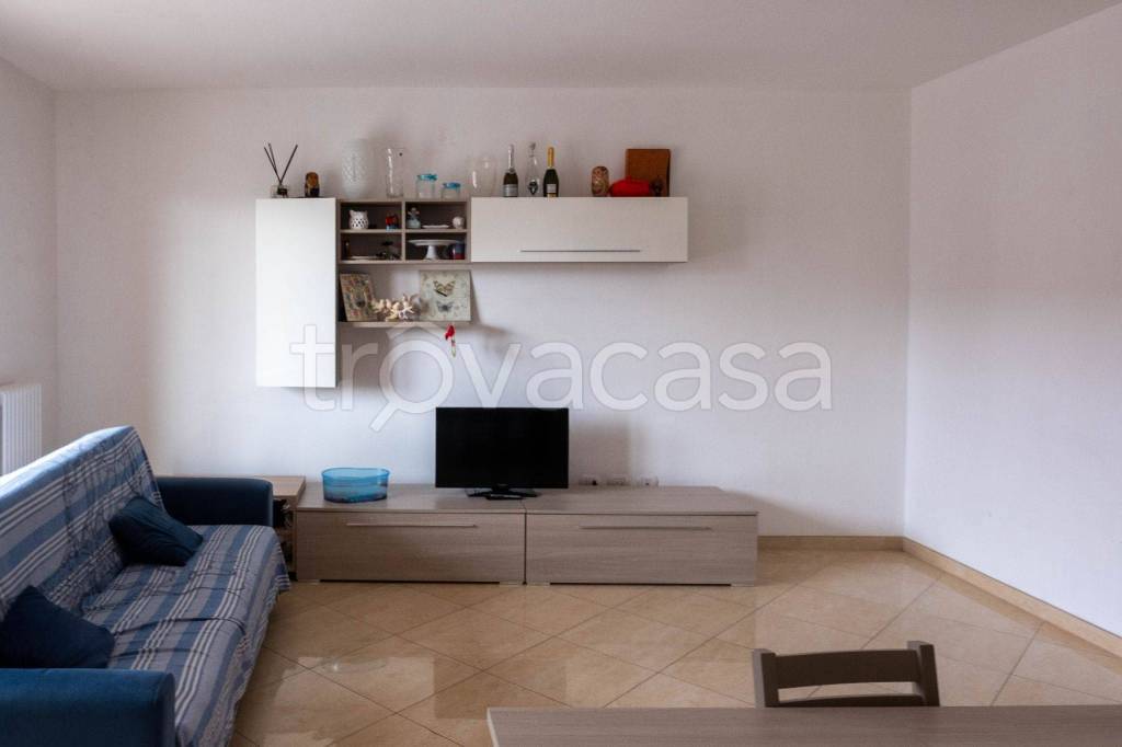 Appartamento in in affitto da privato a Lizzanello via Lecce, 122