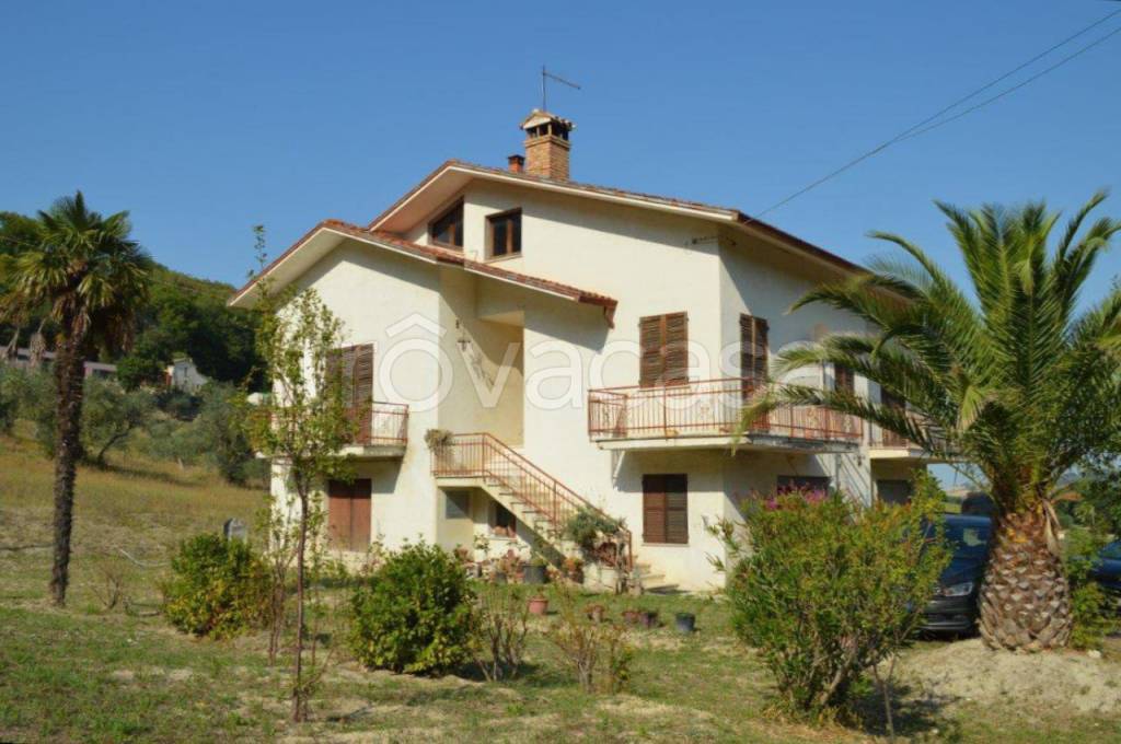 Villa Bifamiliare in vendita ad Arcevia frazione Palazzo, 162A