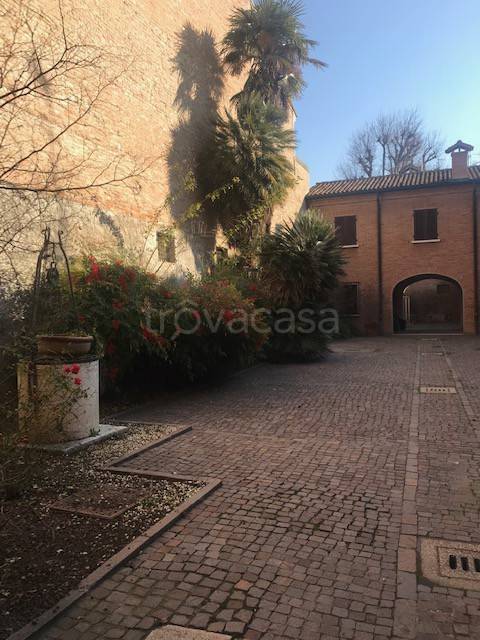 Casa Indipendente in vendita a Ferrara via Girolamo Frescobaldi