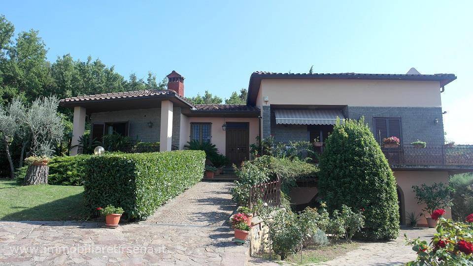 Villa in vendita a Montecchio