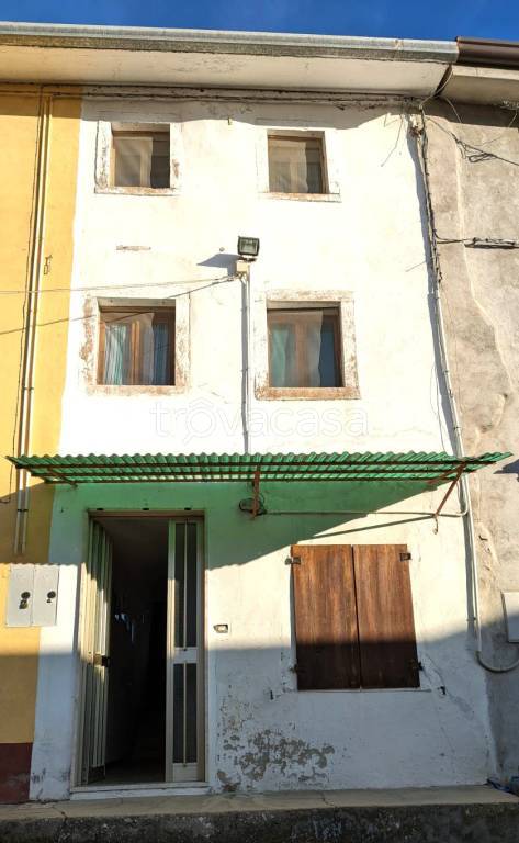 Casa Indipendente in vendita a Vestenanova via Riccardo Zandonai
