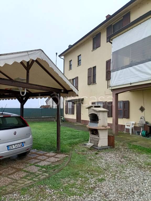 Villa in vendita a Monticelli Pavese località Cantarana, 2