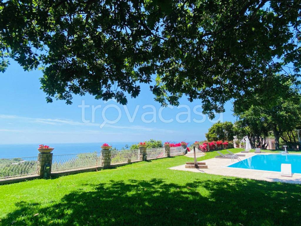 Villa in affitto a Capri via Provinciale Anacapri, 23