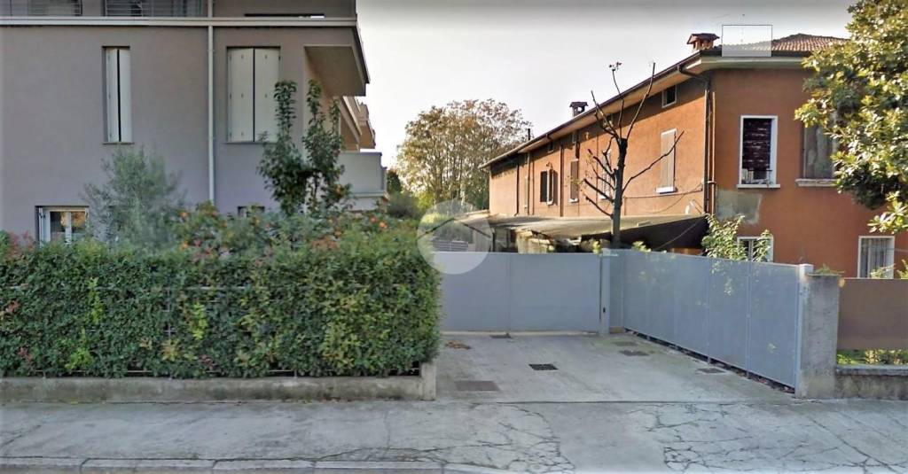Garage in vendita a Brescia via Lucio Fiorentini, 31
