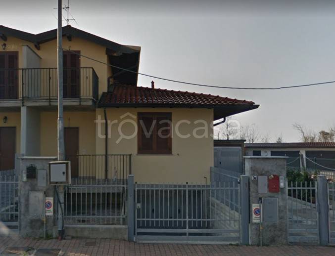 Villa all'asta a Borgo San Siro via delle Primule, 3