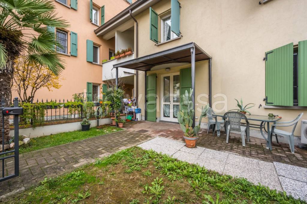 Appartamento in vendita a Casalgrande via Canale, 10