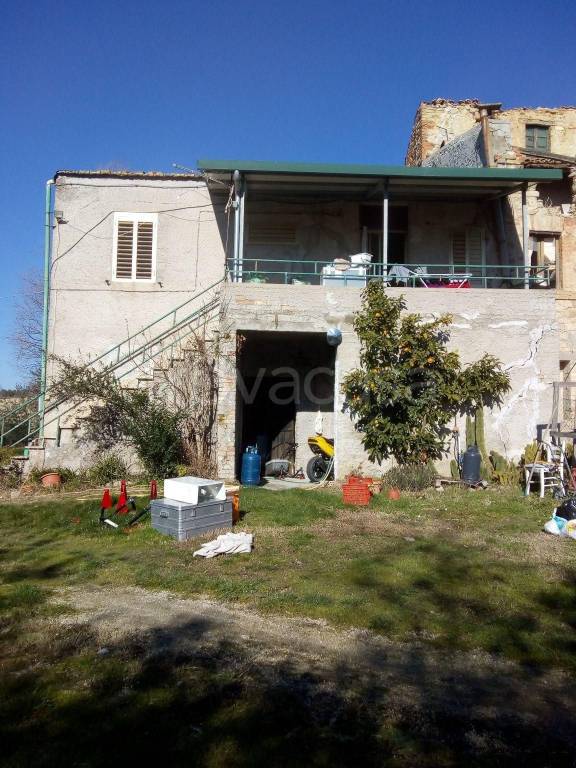 Casa Indipendente in in vendita da privato a Montalto delle Marche strada Provinciale Montalto Marche, 5