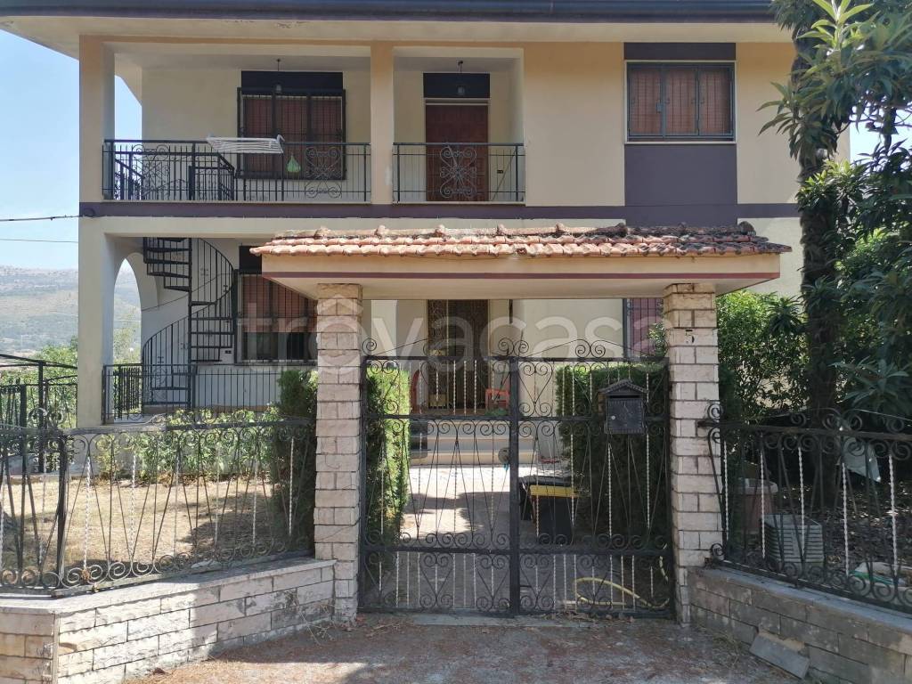 Villa in in vendita da privato ad Amaseno via Fontanelle