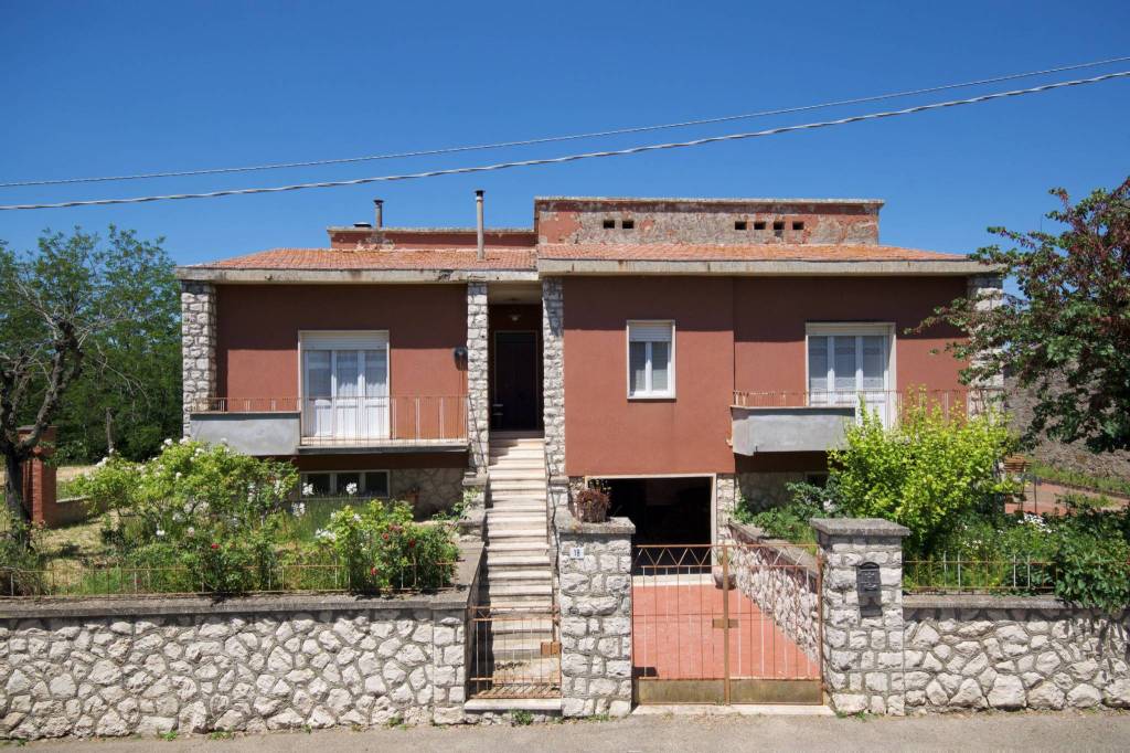 Villa in vendita a Castiglione in Teverina via Nuova, 18