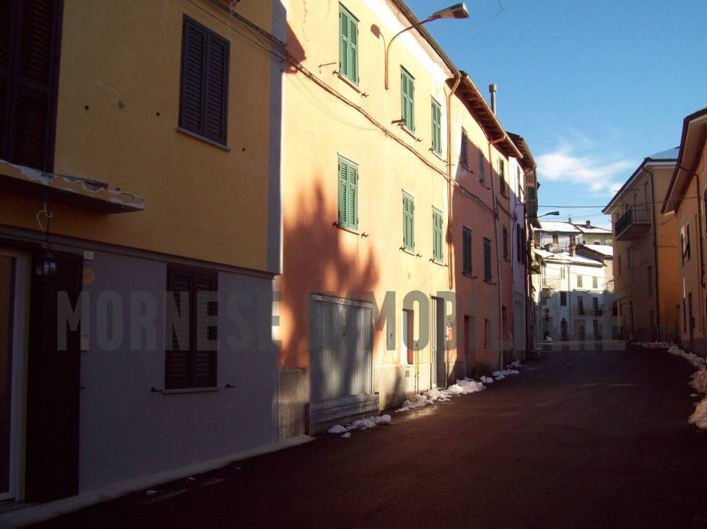 Casa Indipendente in vendita a Mornese via Andrea Doria, 25