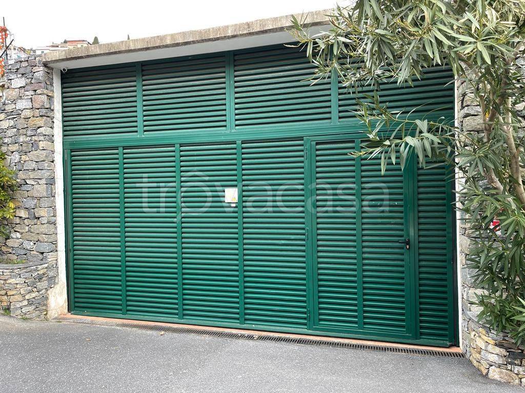 Garage in vendita ad Alassio via Giovanni Battista Pera, .