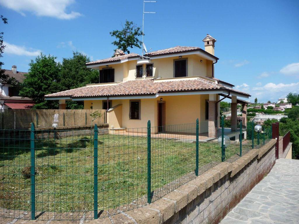 Villa Bifamiliare in vendita a Rignano Flaminio via dell'orsa maggiore