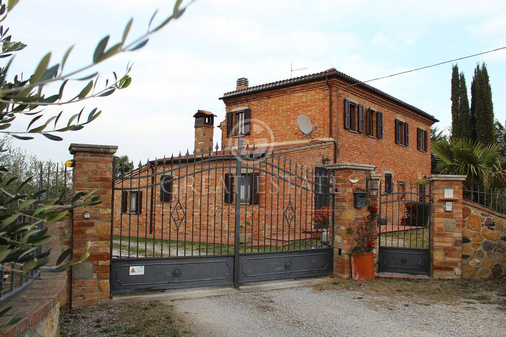 Casale in vendita a Torrita di Siena