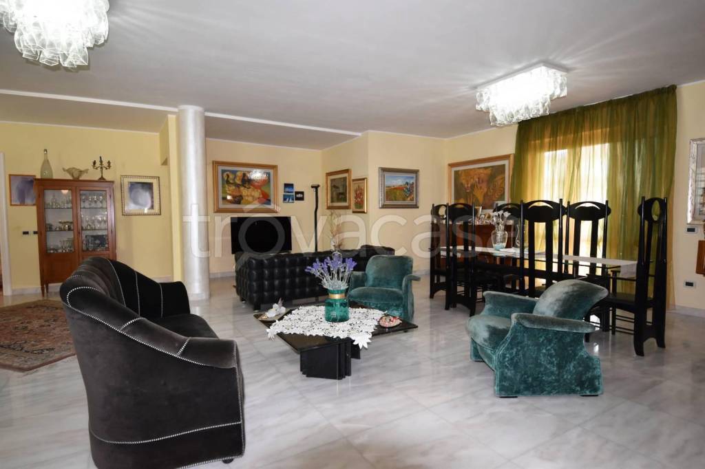 Appartamento in vendita ad Ascoli Piceno via Monte Catria