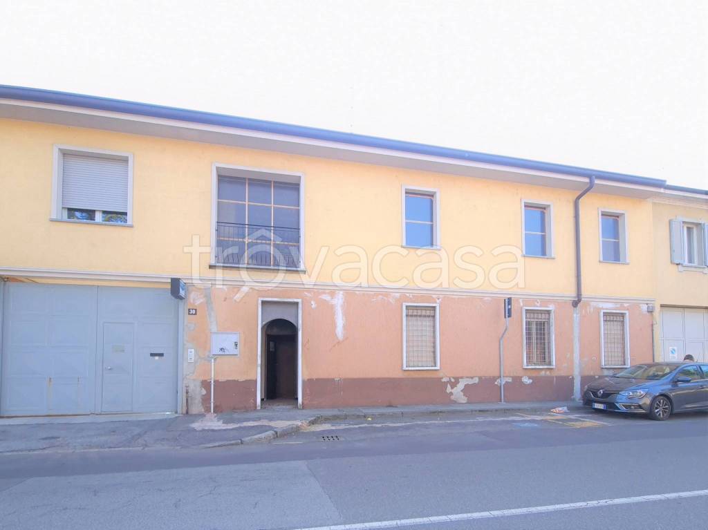 Ufficio in vendita a Cesano Maderno via Giuseppe Garibaldi, 30