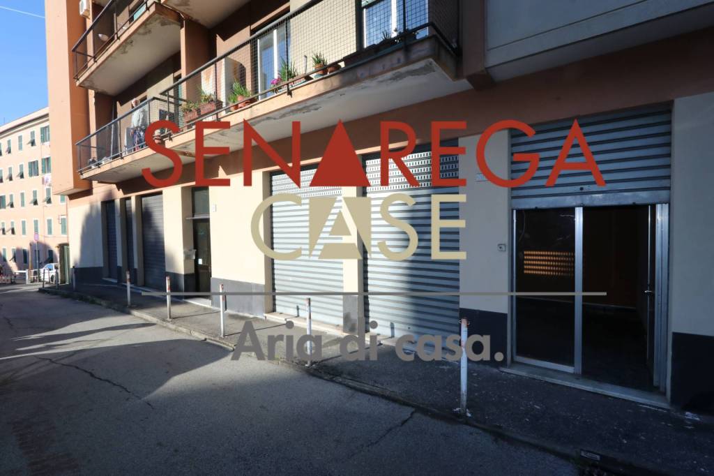 Negozio in vendita a Genova salita Inferiore di Santa Tecla