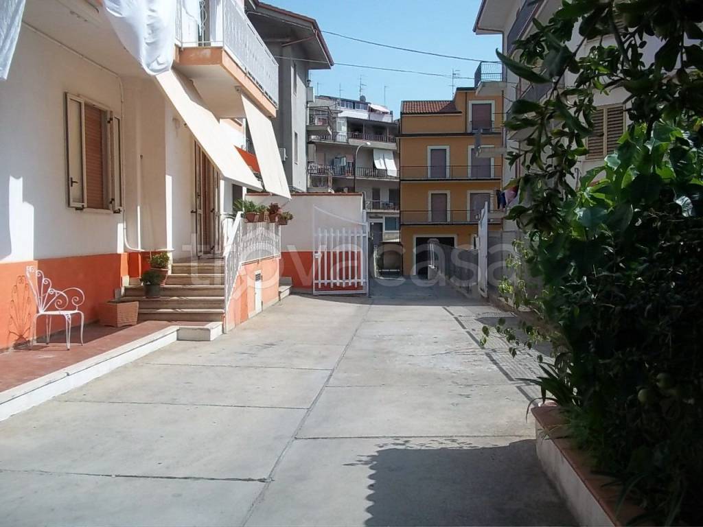 Appartamento in in vendita da privato a Nicotera via La Corte, 10