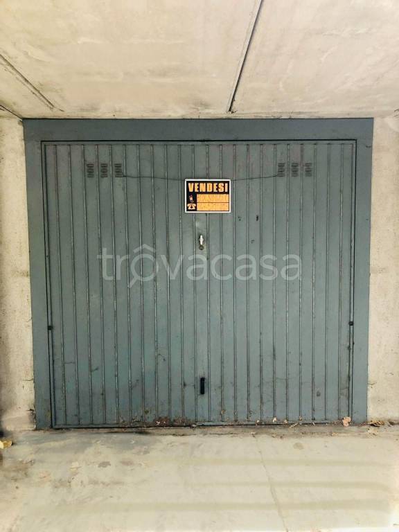 Garage in vendita a Inzago viale Filippo Turati, 4