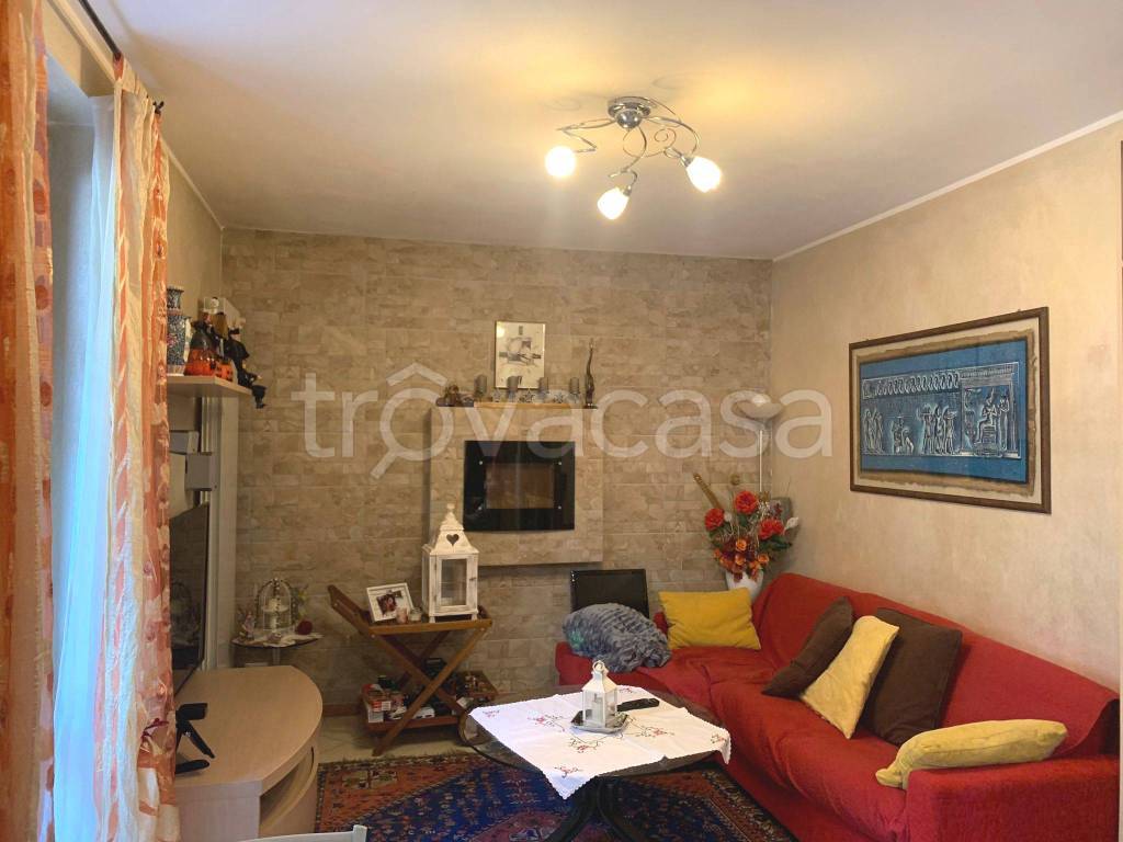 Appartamento in vendita a Gazzaniga via Briolini, 7