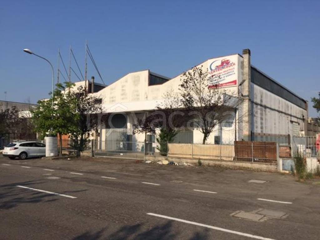 Capannone Industriale in vendita ad Argelato via Montecassino,8
