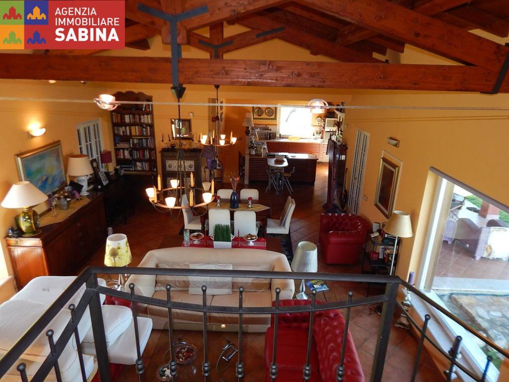 Villa in vendita a Castelnuovo di Farfa via San Filippo