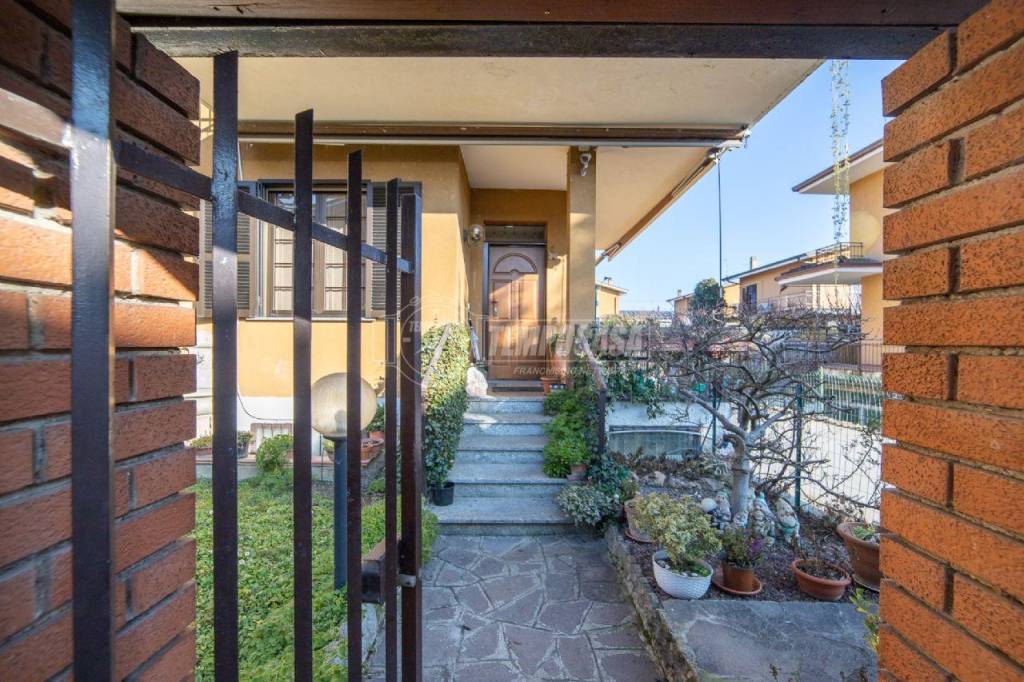 Villa Bifamiliare in vendita a Cassina de' Pecchi