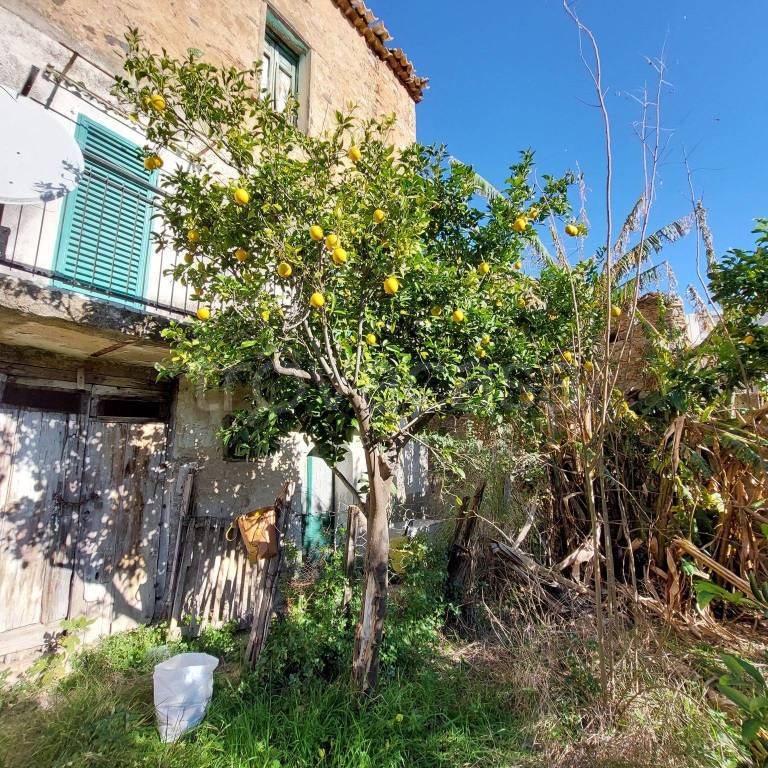 Casa Indipendente in in vendita da privato a Corigliano-Rossano vico De Mauro, 72