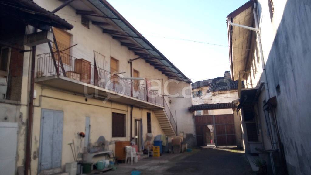 Appartamento in vendita a Fara Gera d'Adda via Longobardica