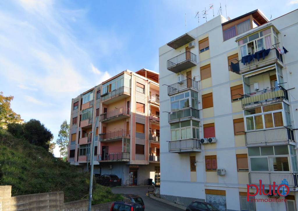 Appartamento in vendita a Messina via 41 f