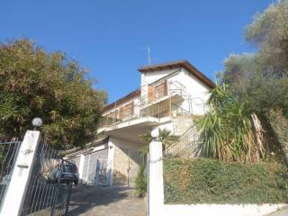 Villa in vendita a bordighera via degli inglesi, 19