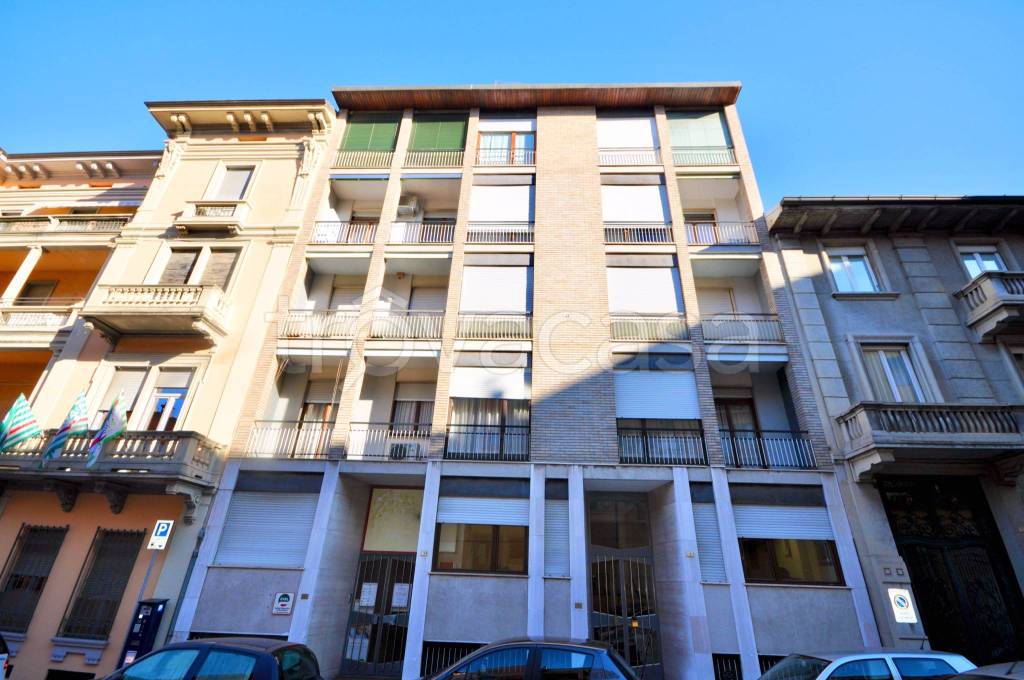 Appartamento in vendita a Novara via dei Caccia, 7