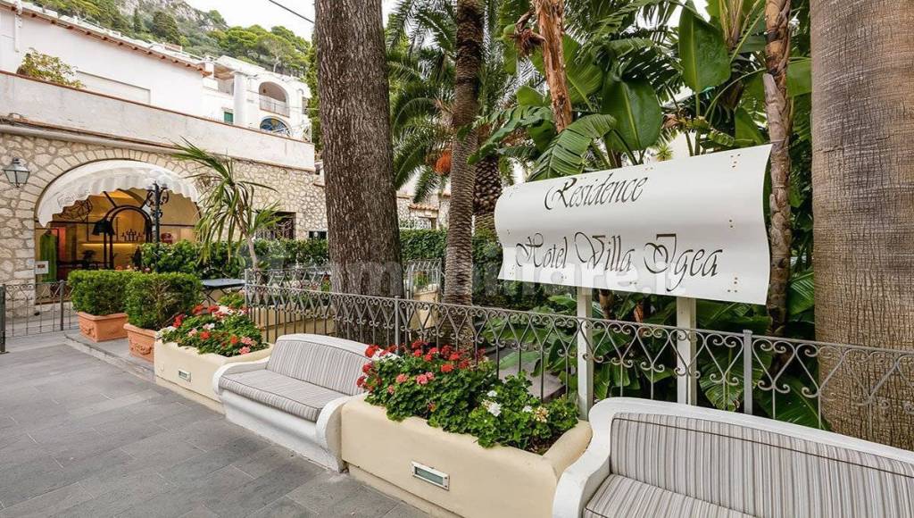Appartamento in vendita a Capri via Fuorlovado, 36