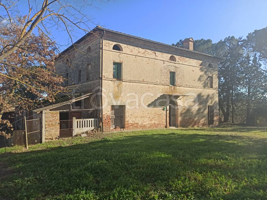 Casale in vendita a Castiglione del Lago frazione