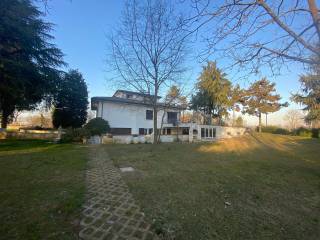 Villa in affitto a piacenza via rosalia gerardin arthuis, 35