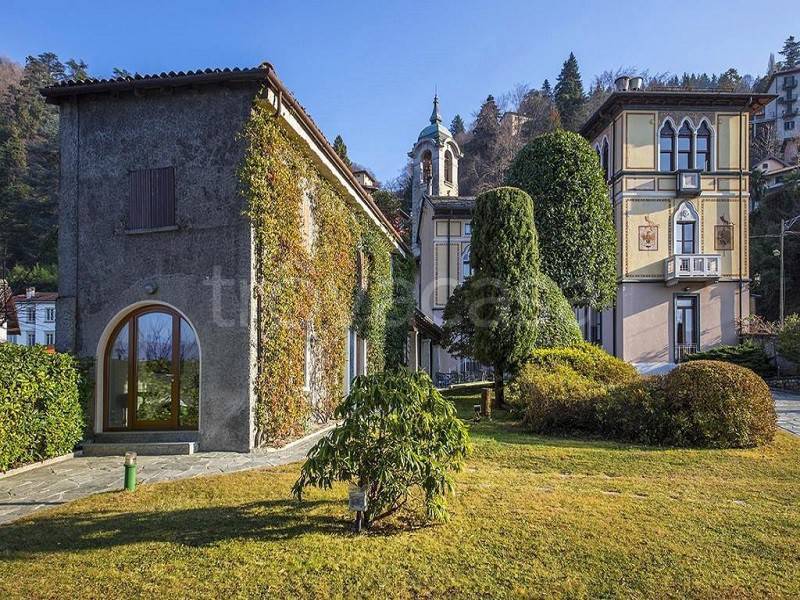 Villa in vendita a Faggeto Lario via alle Rive, 24