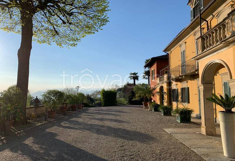 Villa Bifamiliare in vendita a Torino strada di Fenestrelle