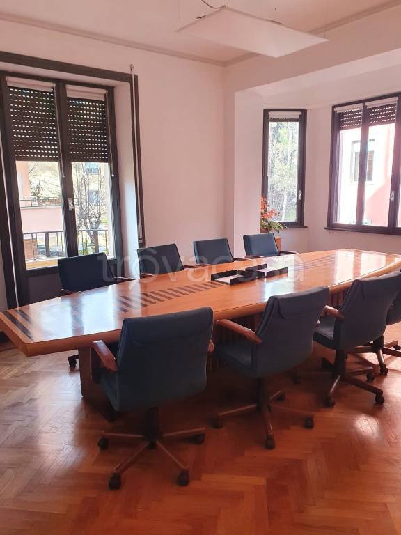 Ufficio in in affitto da privato a Roma via Domenico Chelini