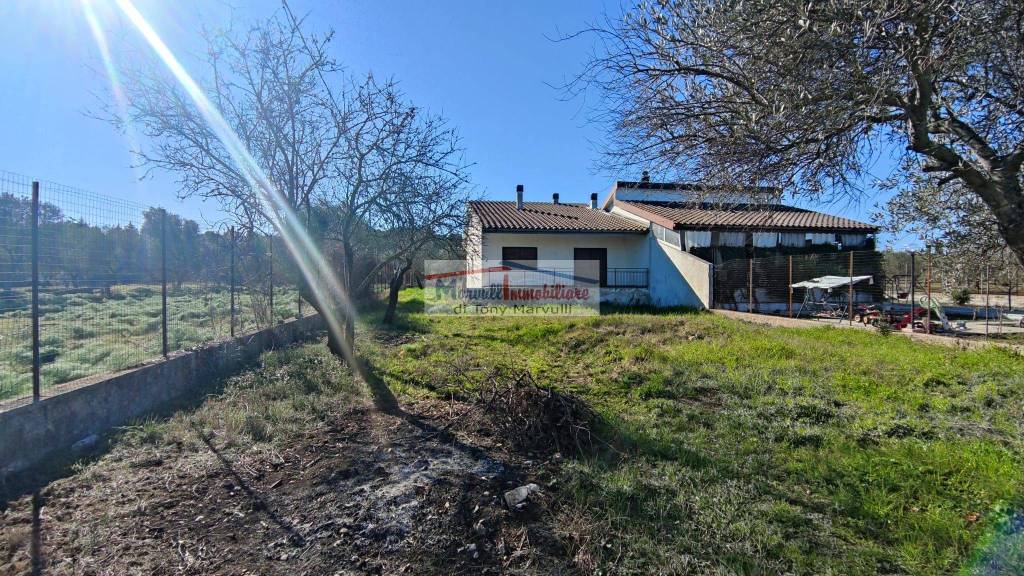 Villa Bifamiliare in vendita a Cassano delle Murge strada Provinciale Cassano delle murge-mercadante