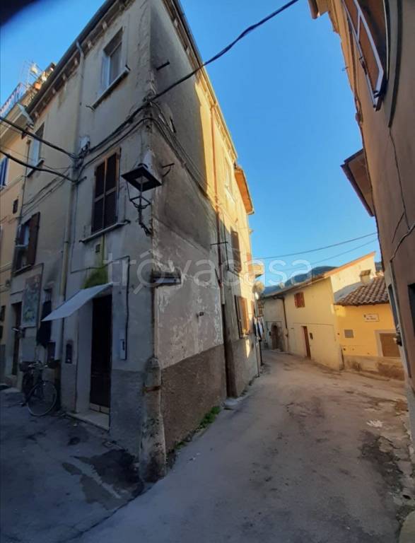 Appartamento in in vendita da privato a Rieti via Sant'Eusanio, 10