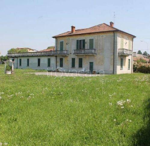 Villa in vendita a Soresina via Genala