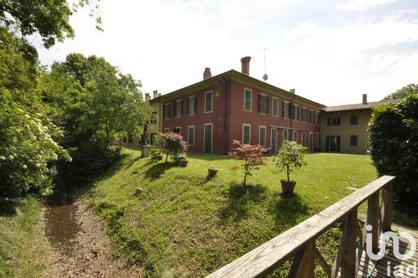 Villa in vendita a Cassinetta di Lugagnano via Cavour, 5