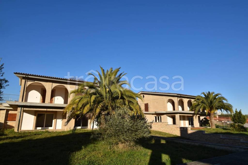Villa in vendita a Castel di Lama via filzi
