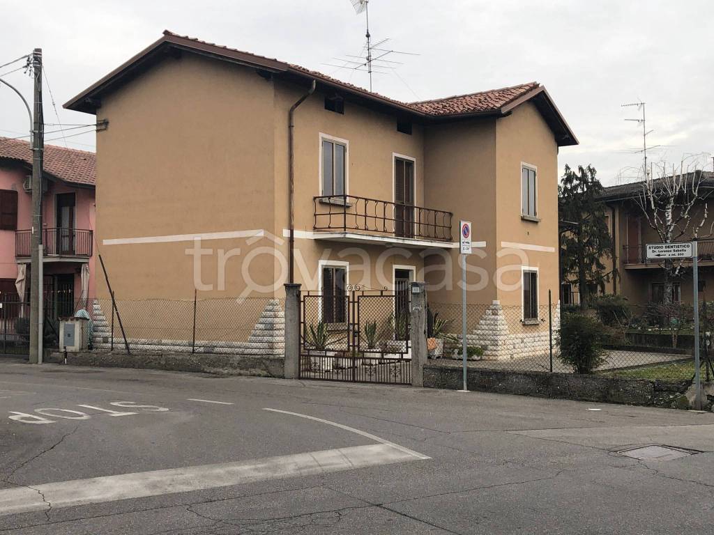 Villa in vendita a Ghedi via Vittorio Alfieri, 63