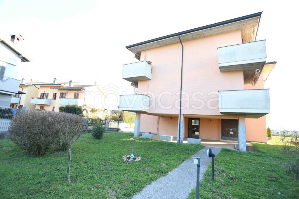 Appartamento in vendita a San Martino in Strada via Giovanni Agnelli, 27