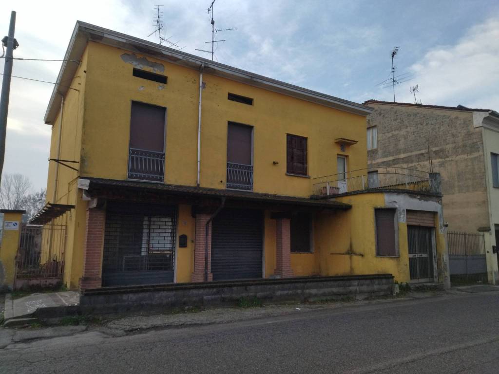 Casa Indipendente in vendita a Casalmaggiore via Alessandro Manzoni, 75