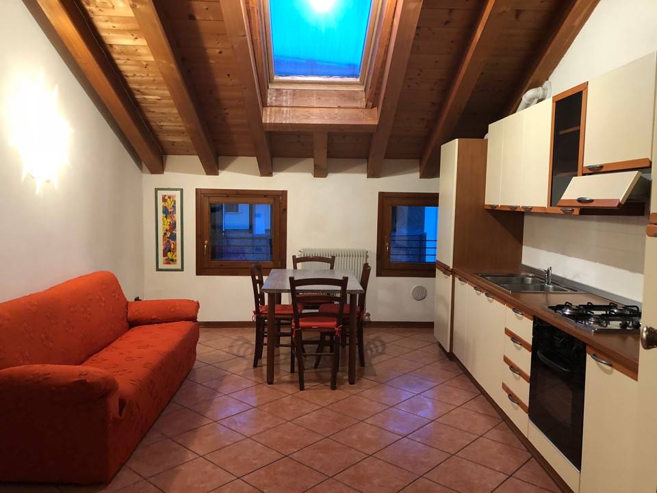 Appartamento in vendita a Montebelluna via Roma