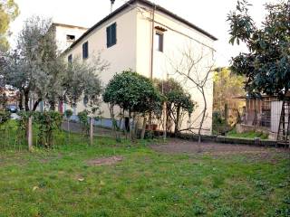 Casa indipendente in in vendita da privato a buggiano via lucchese, 27