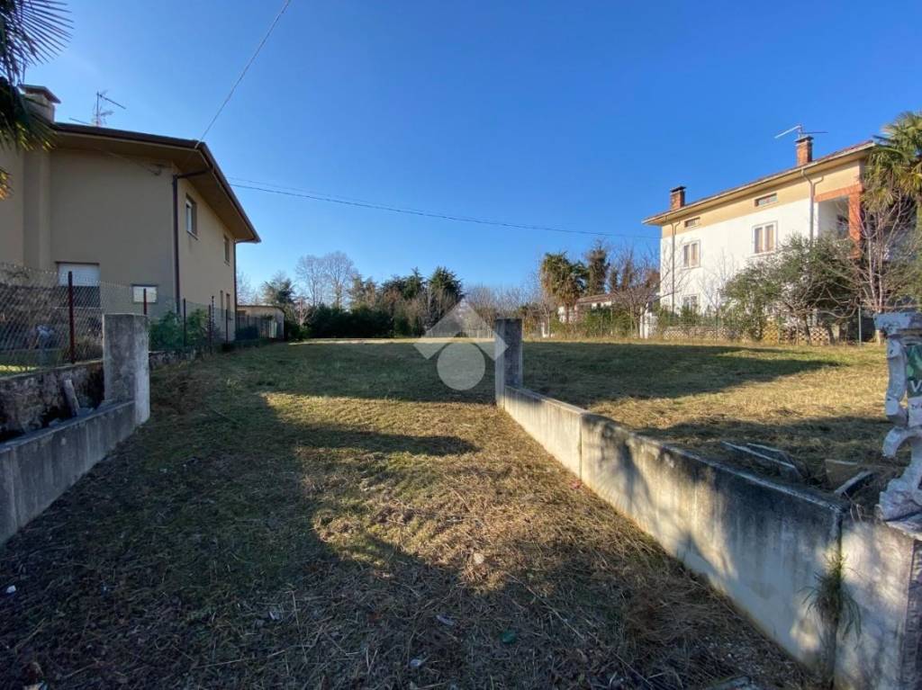 Terreno Residenziale in vendita a Pavia di Udine via V. Bellini, 45