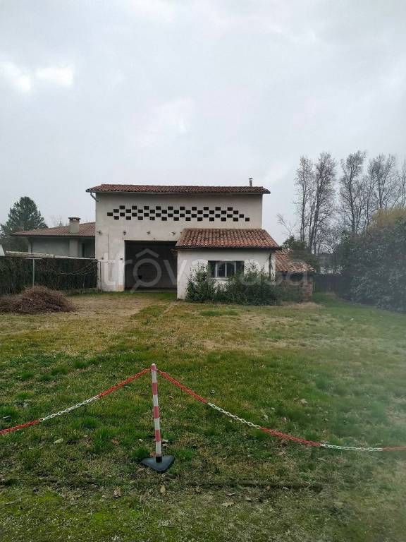 Terreno Residenziale in vendita a Rosà via Selenia