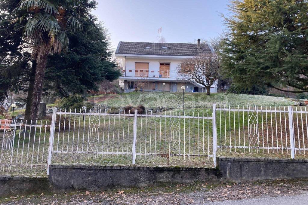 Villa Bifamiliare in in vendita da privato a Frossasco via San Giovanni